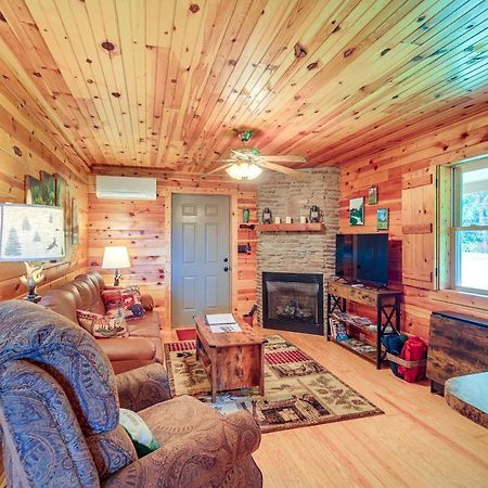 Blue Ridge Mountain Cabin With Views And Hot Tub Sparta Ngoại thất bức ảnh