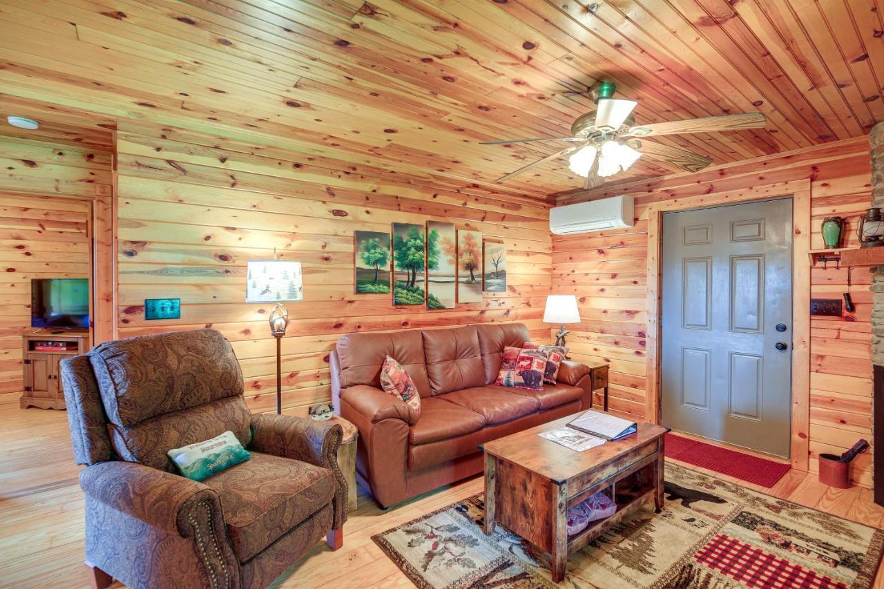 Blue Ridge Mountain Cabin With Views And Hot Tub Sparta Ngoại thất bức ảnh