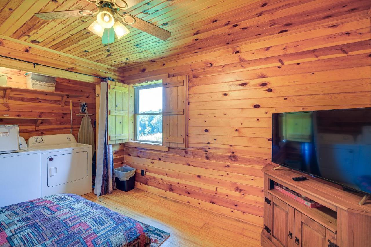 Blue Ridge Mountain Cabin With Views And Hot Tub Sparta Ngoại thất bức ảnh